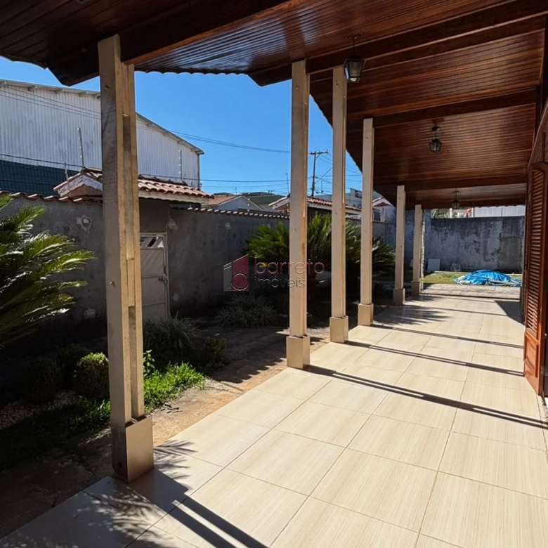 CASA À VENDA NO PARQUE SÃO LUIZ EM JUNDIAÍ/SP
