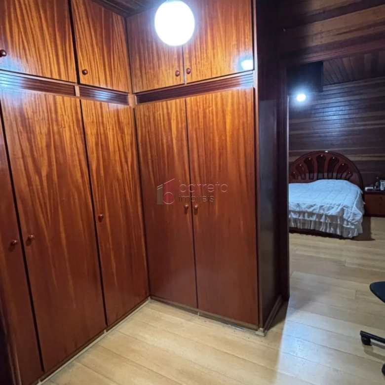 CASA À VENDA NO PARQUE SÃO LUIZ EM JUNDIAÍ/SP