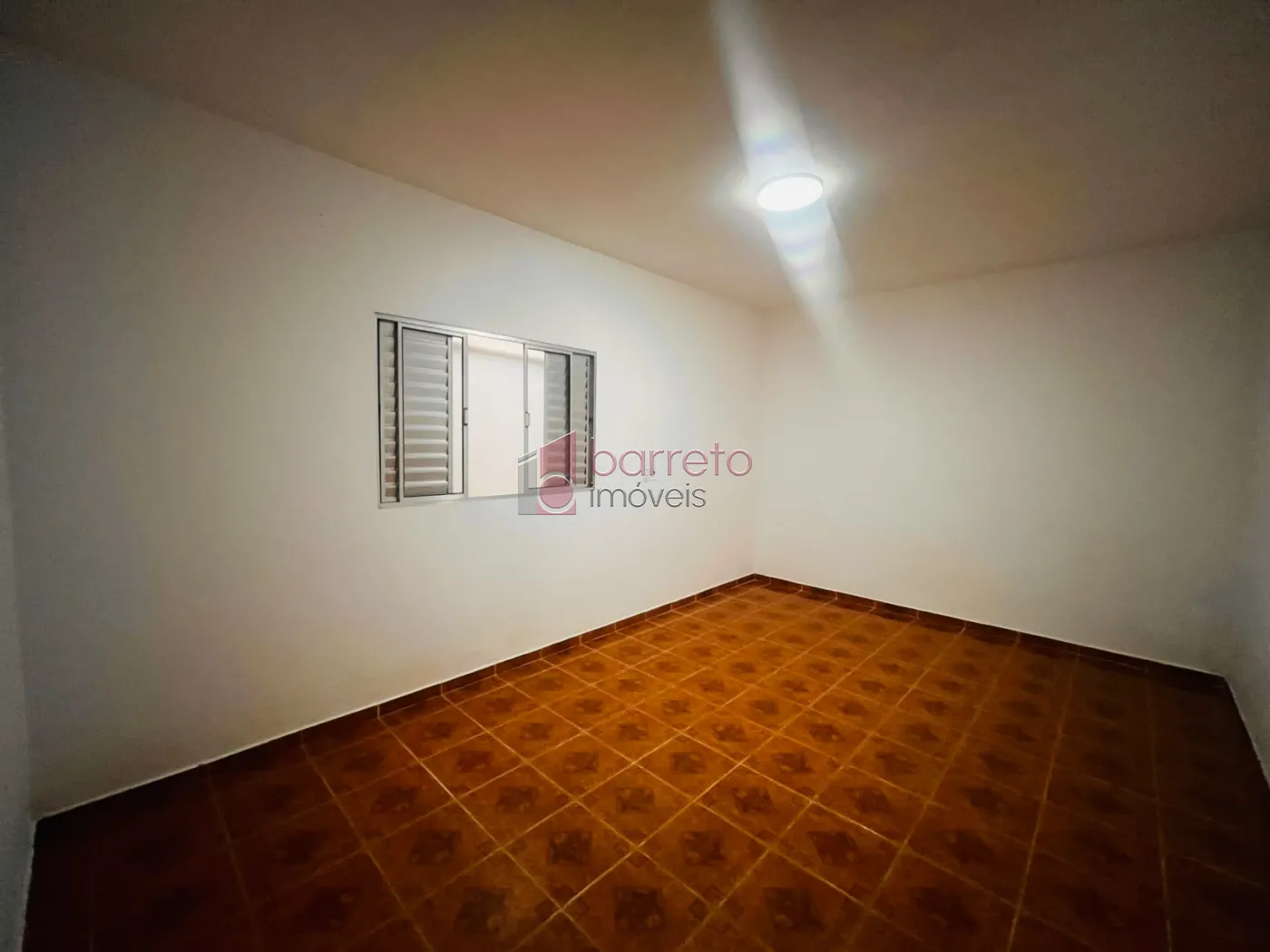 CASA TÉRREA PARA LOCAÇÃO NO BAIRRO TULIPAS – JUNDIAÍ/SP