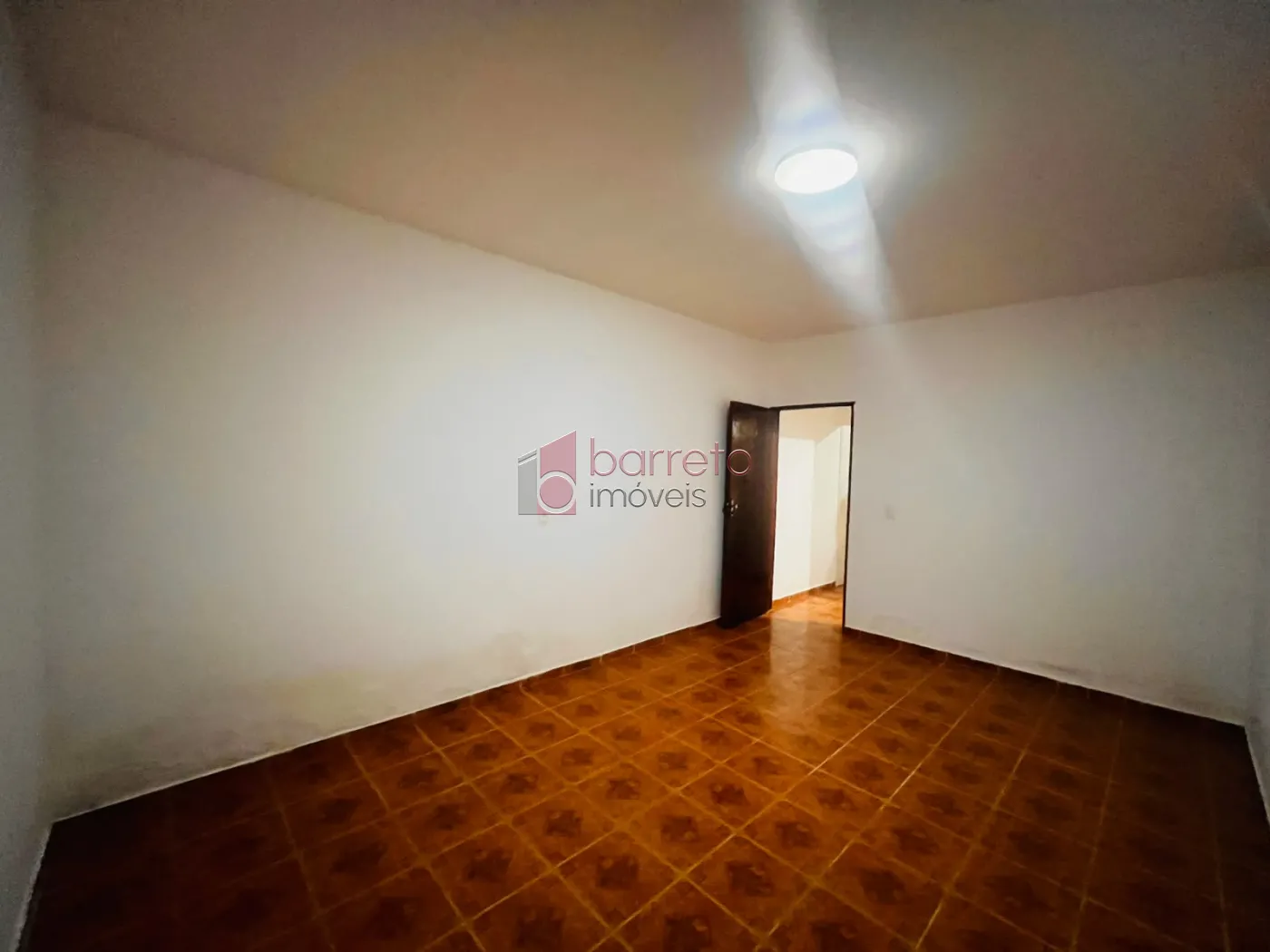 CASA TÉRREA PARA LOCAÇÃO NO BAIRRO TULIPAS – JUNDIAÍ/SP