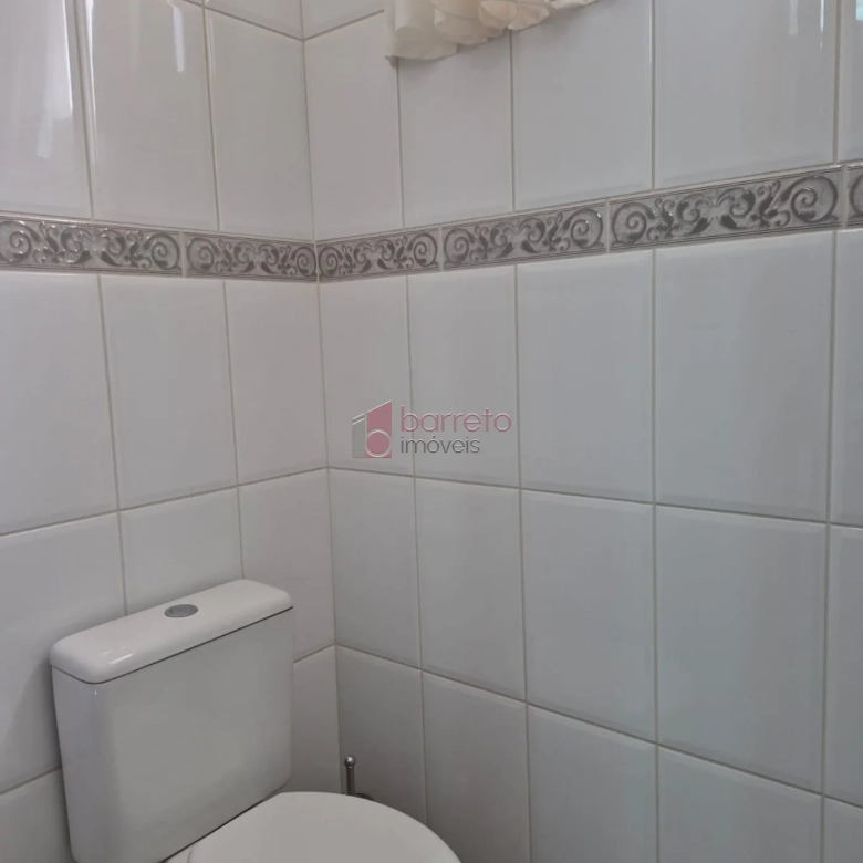 SOBRADO À VENDA COM 3 QUARTOS  NA VILA GUARANI, JUNDIAÍ – SP