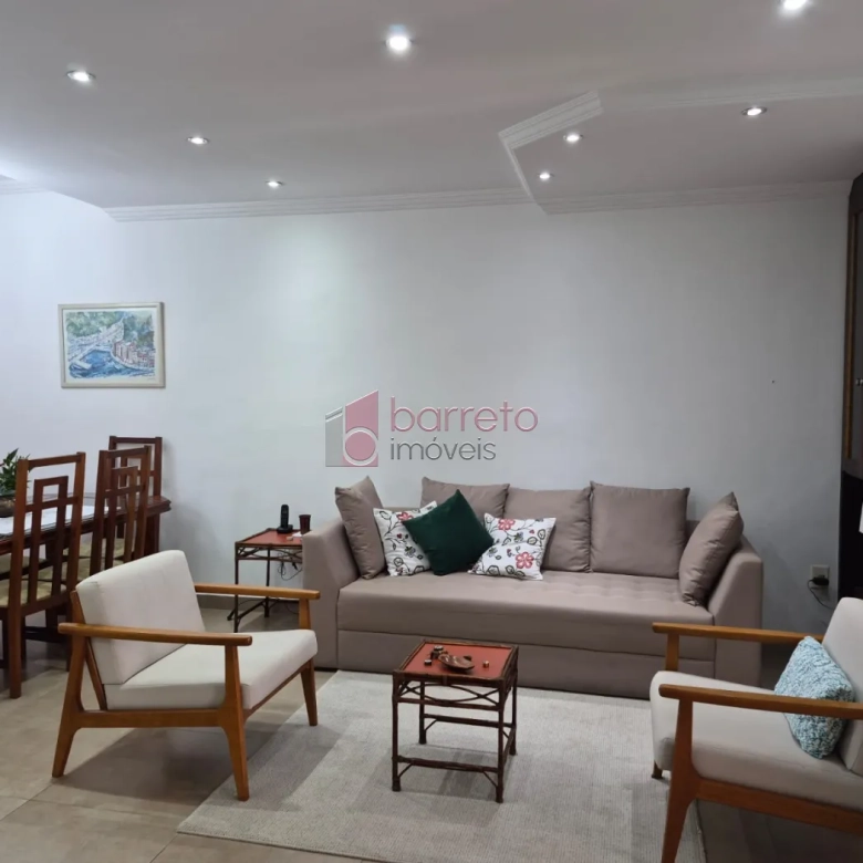 SOBRADO À VENDA COM 3 QUARTOS  NA VILA GUARANI, JUNDIAÍ – SP