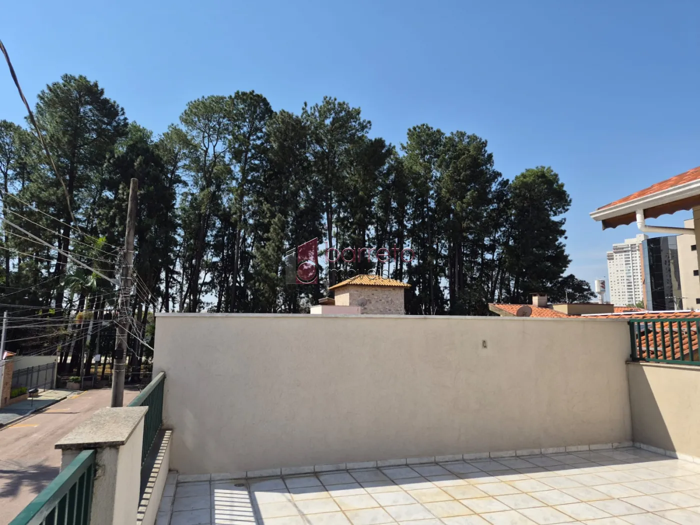 SOBRADO À VENDA COM 3 QUARTOS  NA VILA GUARANI, JUNDIAÍ – SP