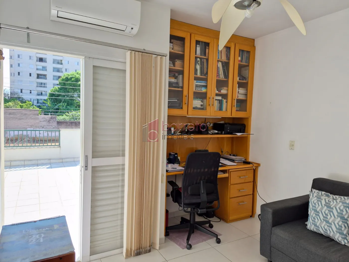 SOBRADO À VENDA COM 3 QUARTOS  NA VILA GUARANI, JUNDIAÍ – SP