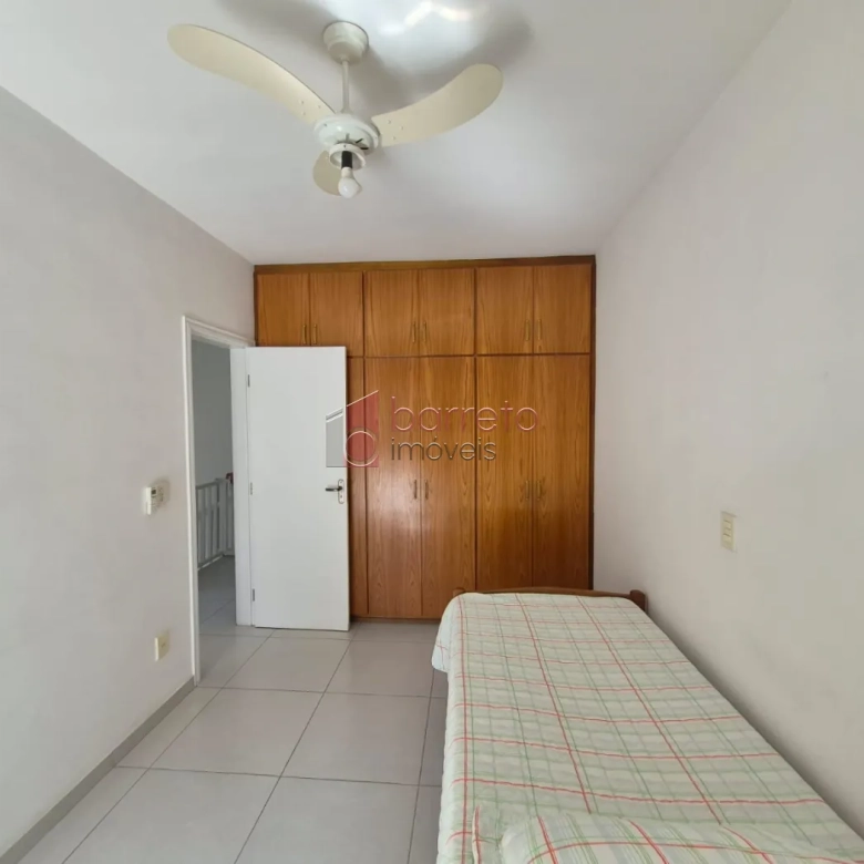 SOBRADO À VENDA COM 3 QUARTOS  NA VILA GUARANI, JUNDIAÍ – SP
