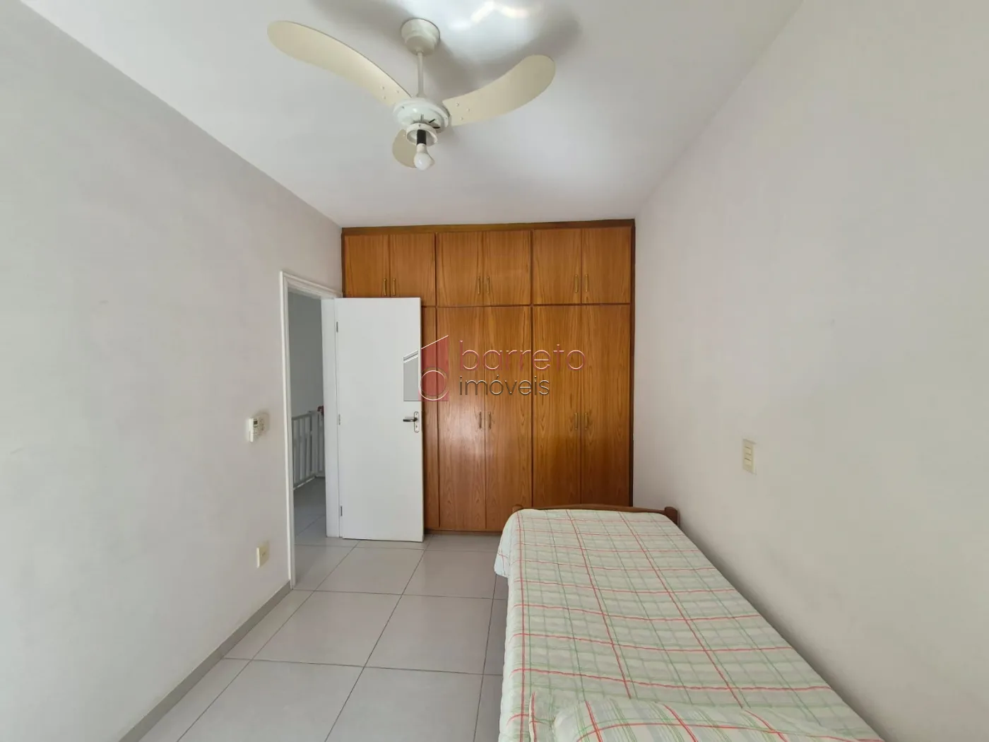 SOBRADO À VENDA COM 3 QUARTOS  NA VILA GUARANI, JUNDIAÍ – SP