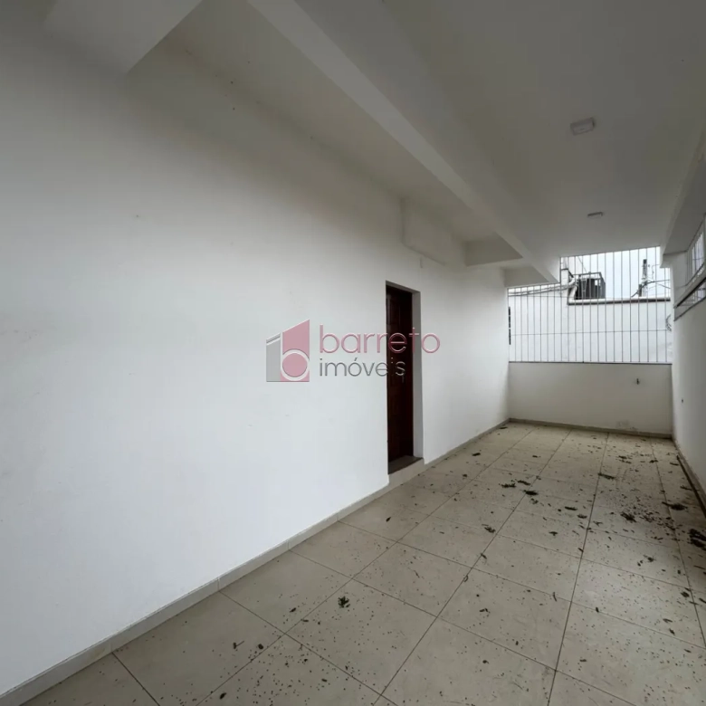 CASA NO PISO SUPERIOR PARA LOCAÇÃO NA VILA NOVA ESPÉRIA – JUNDIAÍ/SP