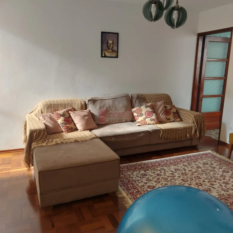 CASA À VENDA NO BAIRRO ANHANGABAÚ EM JUNDIAÍ/SP