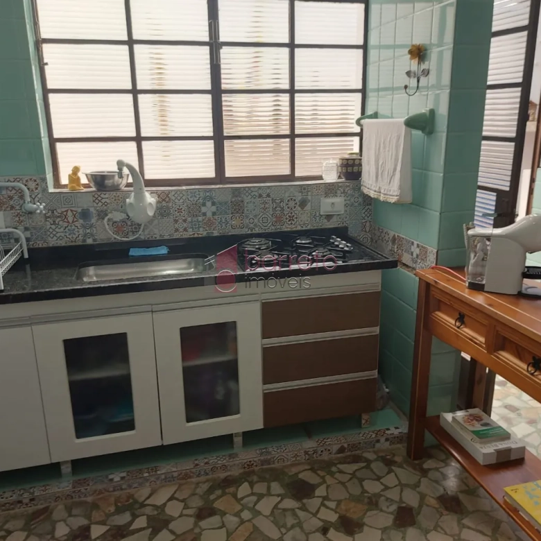 CASA À VENDA NO BAIRRO ANHANGABAÚ EM JUNDIAÍ/SP