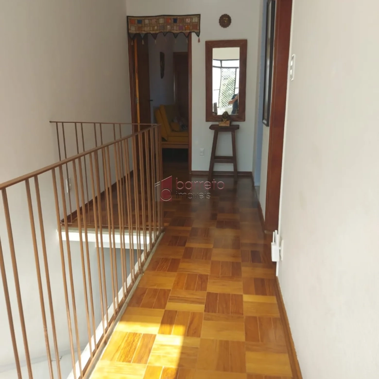 CASA À VENDA NO BAIRRO ANHANGABAÚ EM JUNDIAÍ/SP