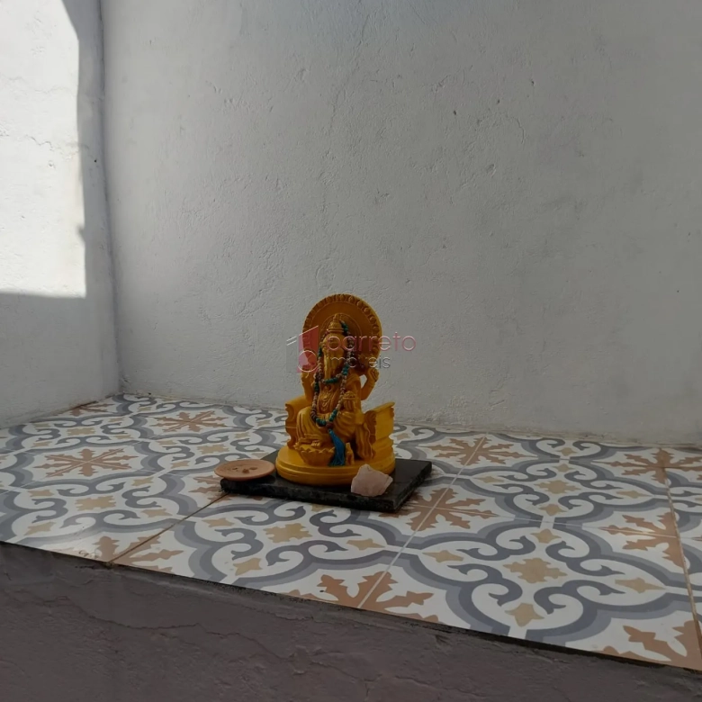 CASA À VENDA NO BAIRRO ANHANGABAÚ EM JUNDIAÍ/SP