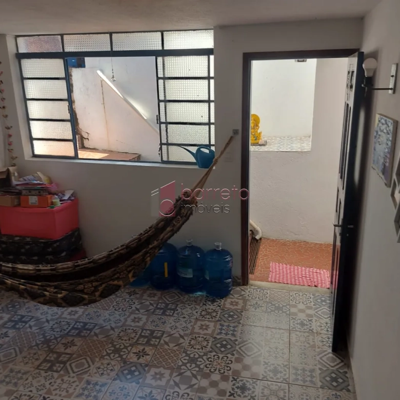 CASA À VENDA NO BAIRRO ANHANGABAÚ EM JUNDIAÍ/SP
