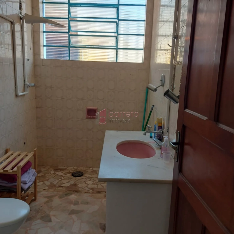 CASA À VENDA NO BAIRRO ANHANGABAÚ EM JUNDIAÍ/SP
