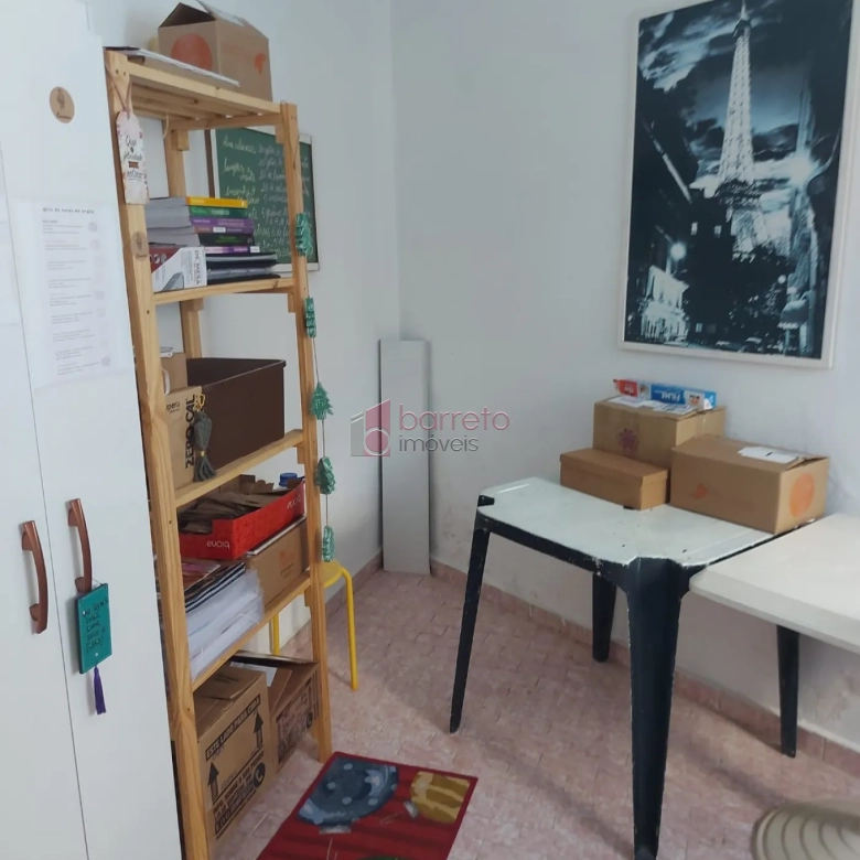 CASA À VENDA NO BAIRRO ANHANGABAÚ EM JUNDIAÍ/SP
