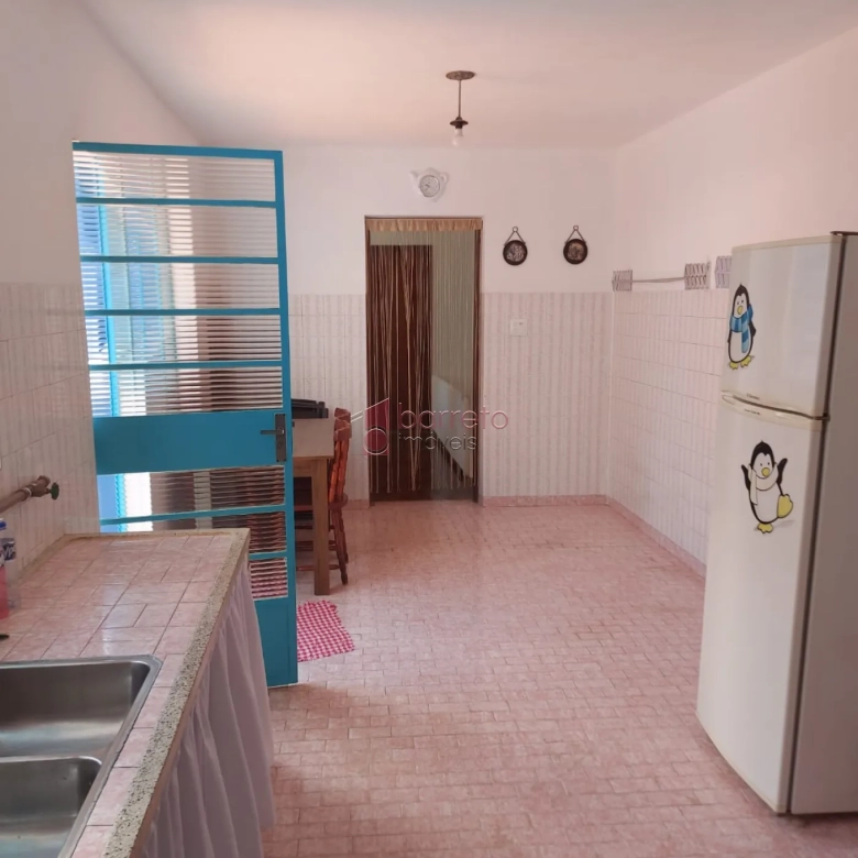 CASA À VENDA NO BAIRRO ANHANGABAÚ EM JUNDIAÍ/SP