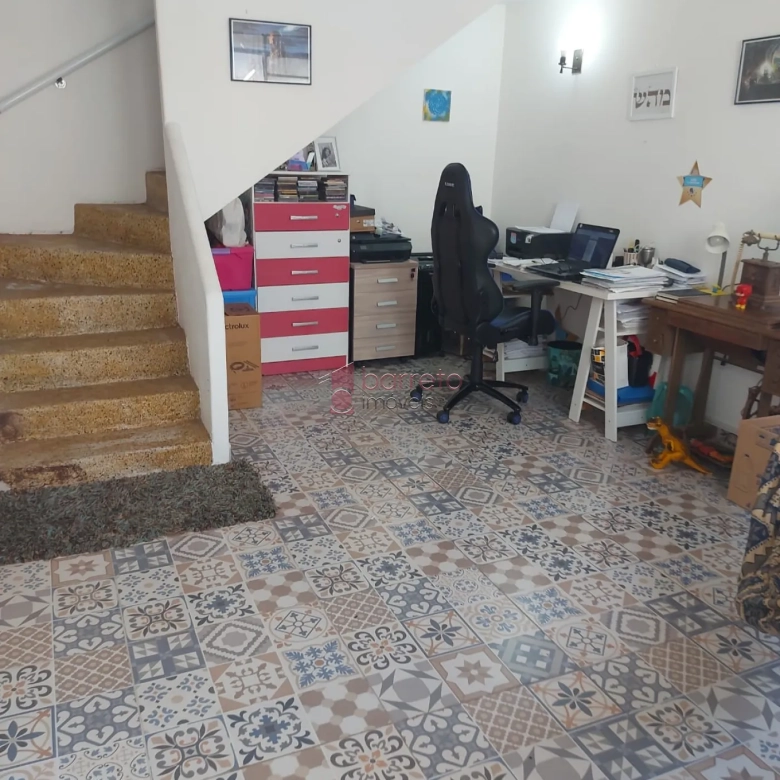CASA À VENDA NO BAIRRO ANHANGABAÚ EM JUNDIAÍ/SP
