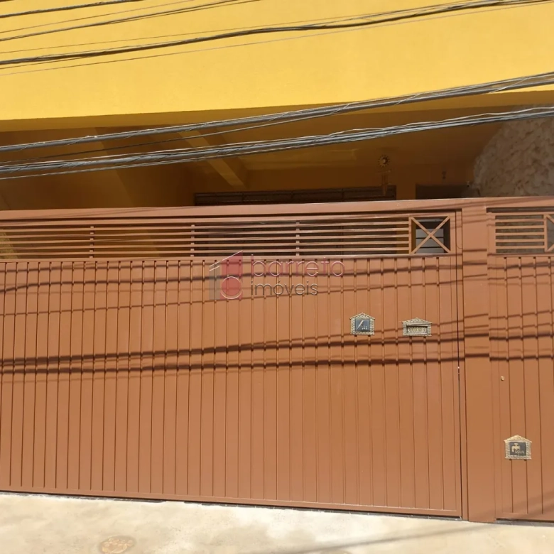 CASA À VENDA NO BAIRRO ANHANGABAÚ EM JUNDIAÍ/SP