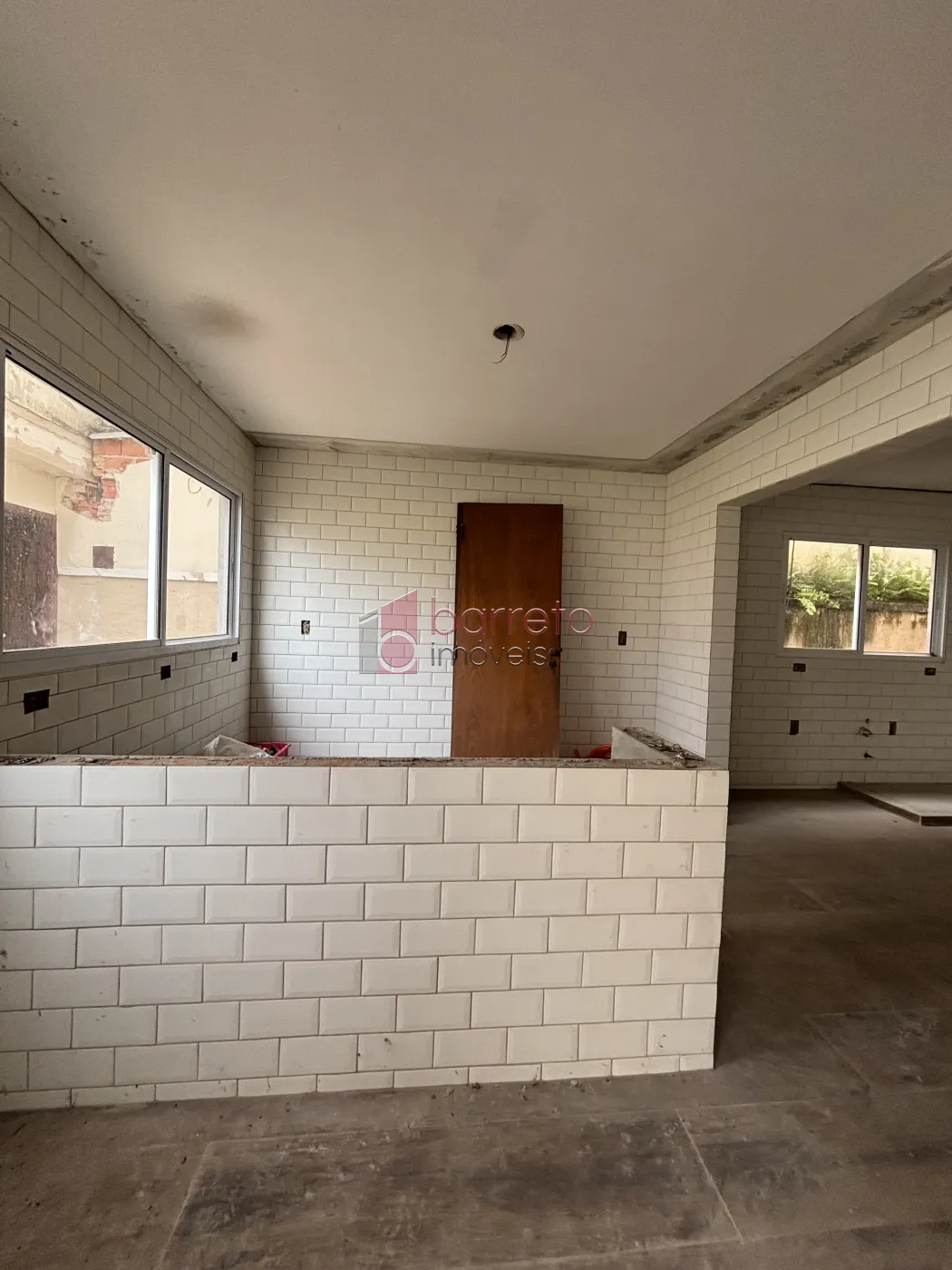 SOBRADO À VENDA NO JARDIM BRASIL EM JUNDIAÍ/SP