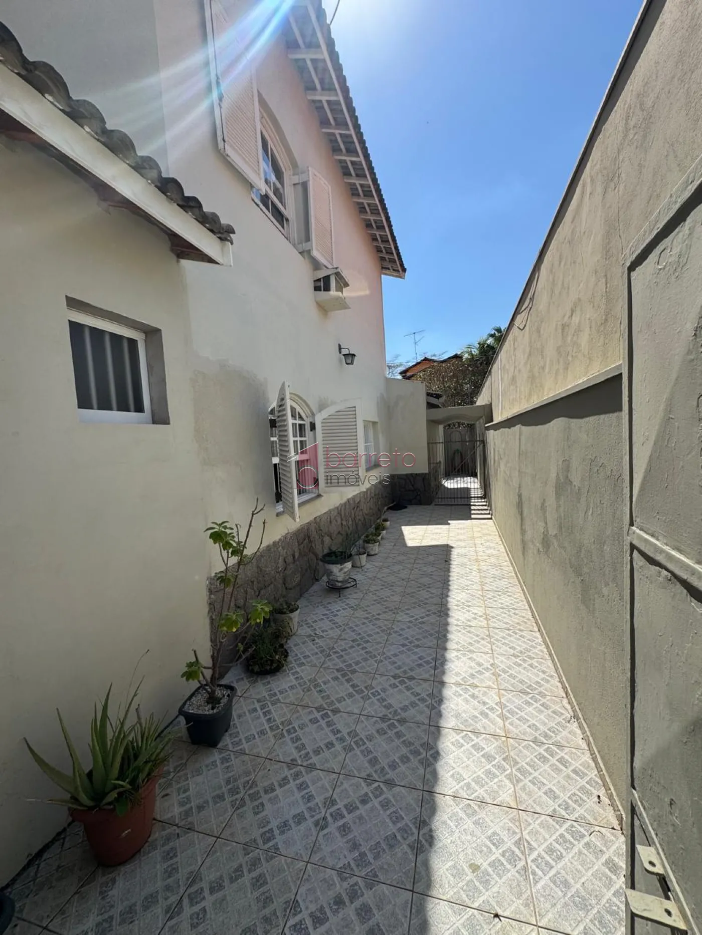 CASA RESIDENCIAL/COMERCIAL À VENDA NO JARDIM DAS SAMAMBAIAS EM JUNDIAÍ/SP