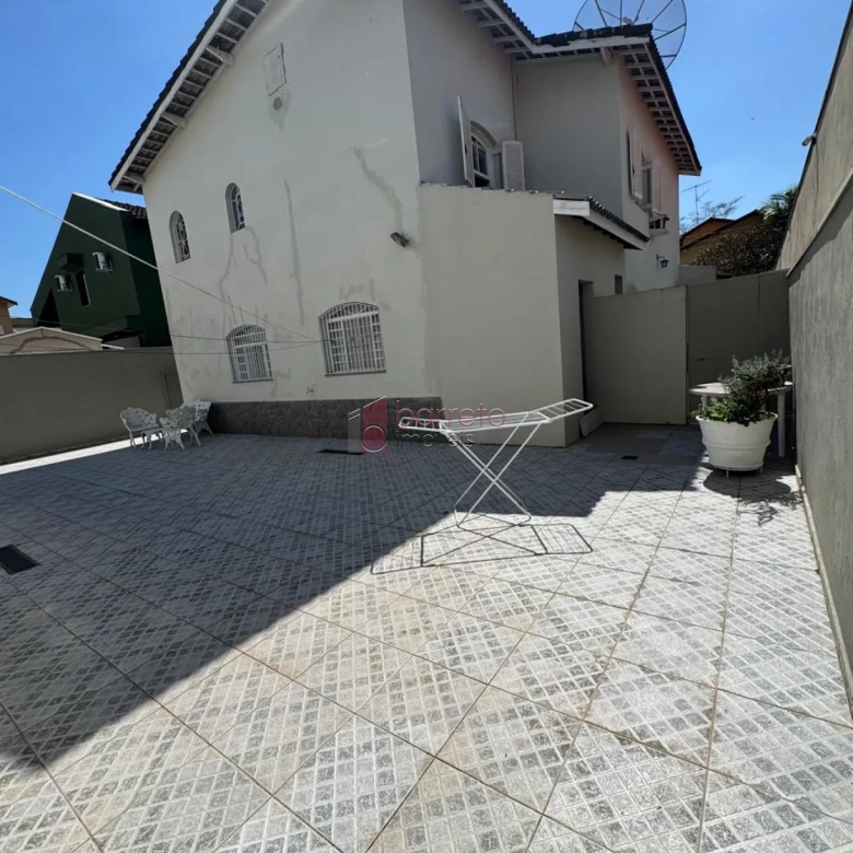 CASA RESIDENCIAL/COMERCIAL À VENDA NO JARDIM DAS SAMAMBAIAS EM JUNDIAÍ/SP