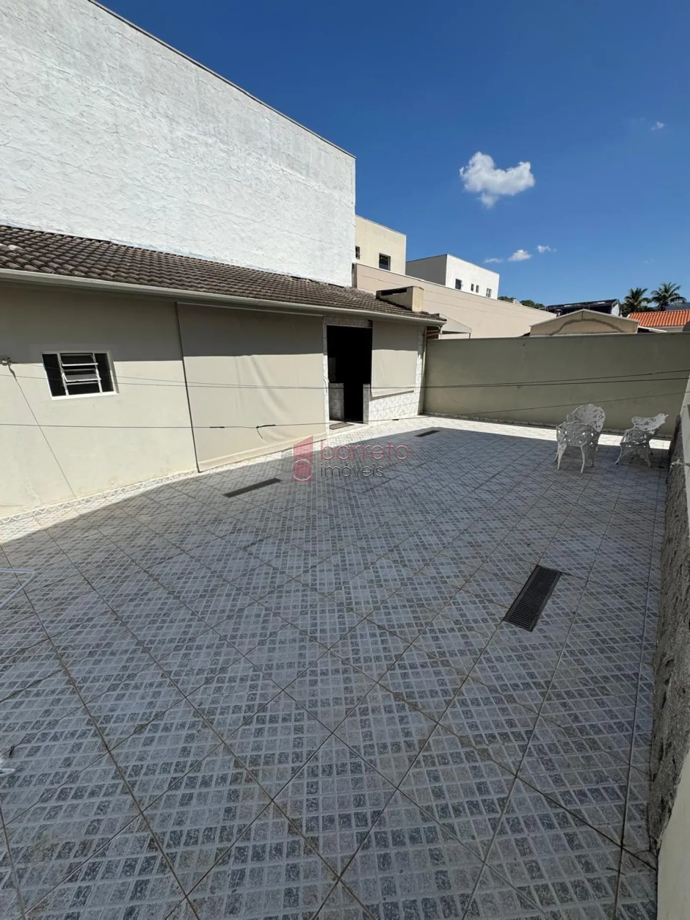 CASA RESIDENCIAL/COMERCIAL À VENDA NO JARDIM DAS SAMAMBAIAS EM JUNDIAÍ/SP