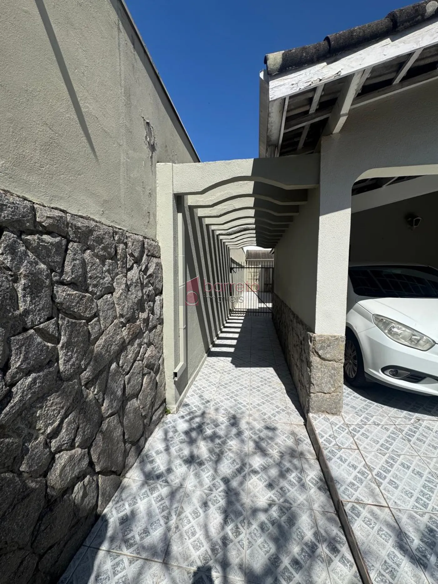 CASA RESIDENCIAL/COMERCIAL À VENDA NO JARDIM DAS SAMAMBAIAS EM JUNDIAÍ/SP