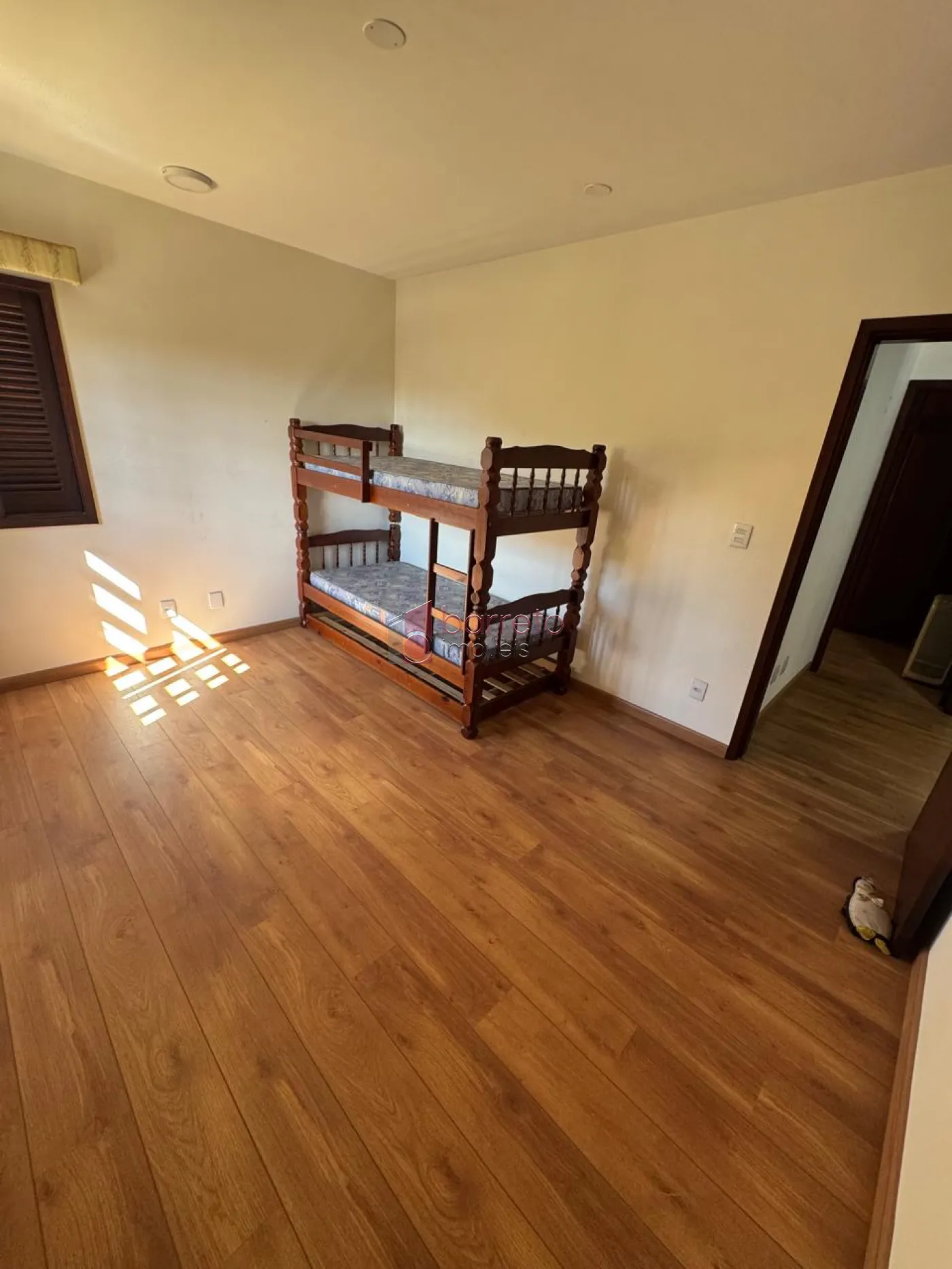 VENDE SE CASA COMERCIAL/RESIDENCIAL NO JARDIM ANA MARIA – JUNDIAÍ /SP –