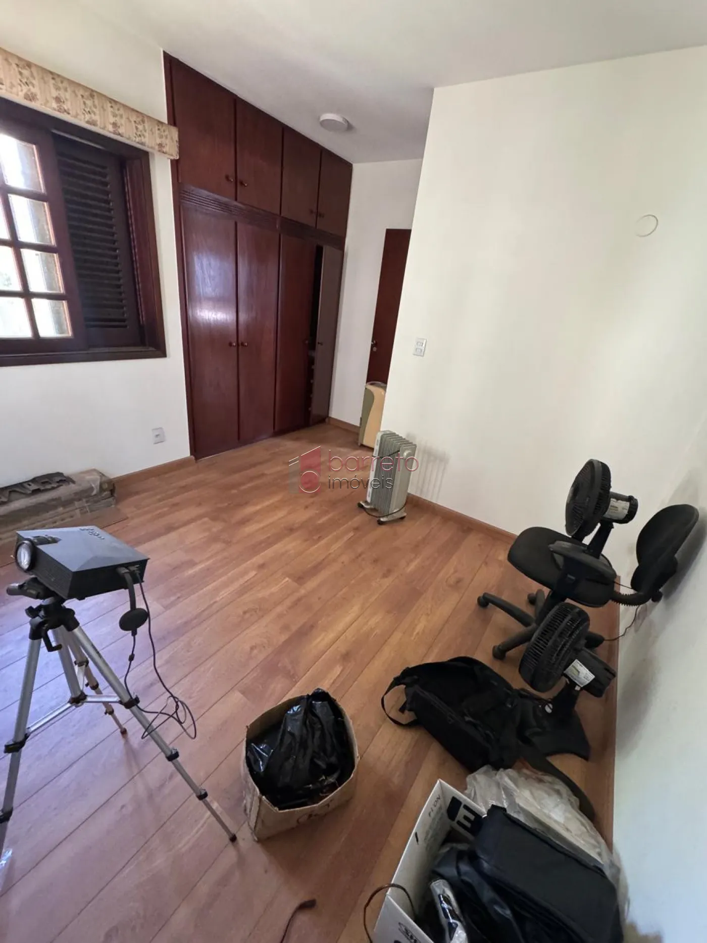 VENDE SE CASA COMERCIAL/RESIDENCIAL NO JARDIM ANA MARIA – JUNDIAÍ /SP –