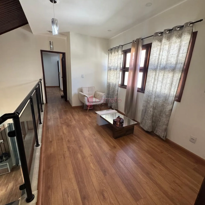 VENDE SE CASA COMERCIAL/RESIDENCIAL NO JARDIM ANA MARIA – JUNDIAÍ /SP –