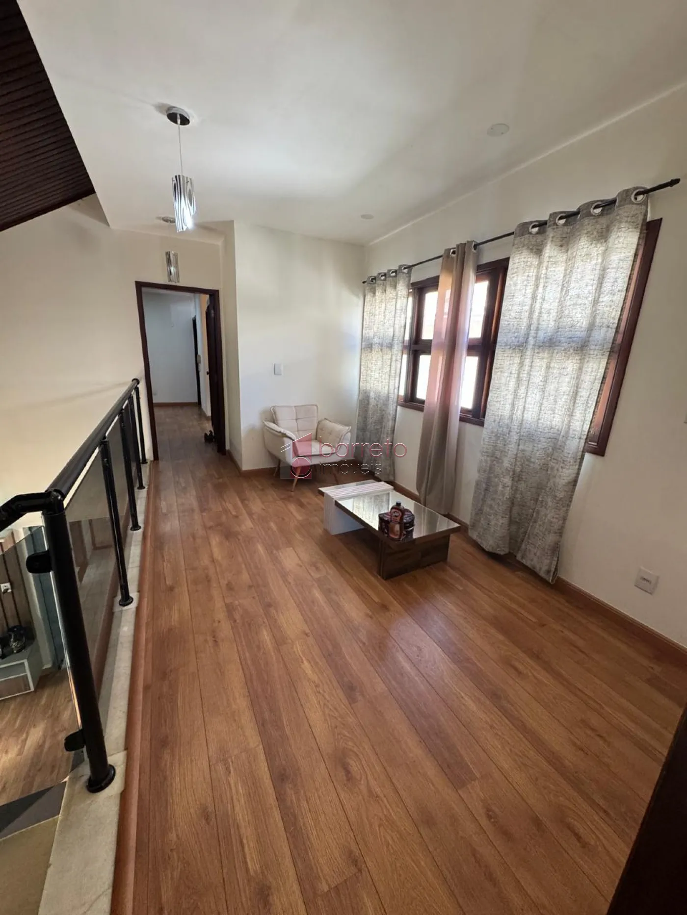 VENDE SE CASA COMERCIAL/RESIDENCIAL NO JARDIM ANA MARIA – JUNDIAÍ /SP –