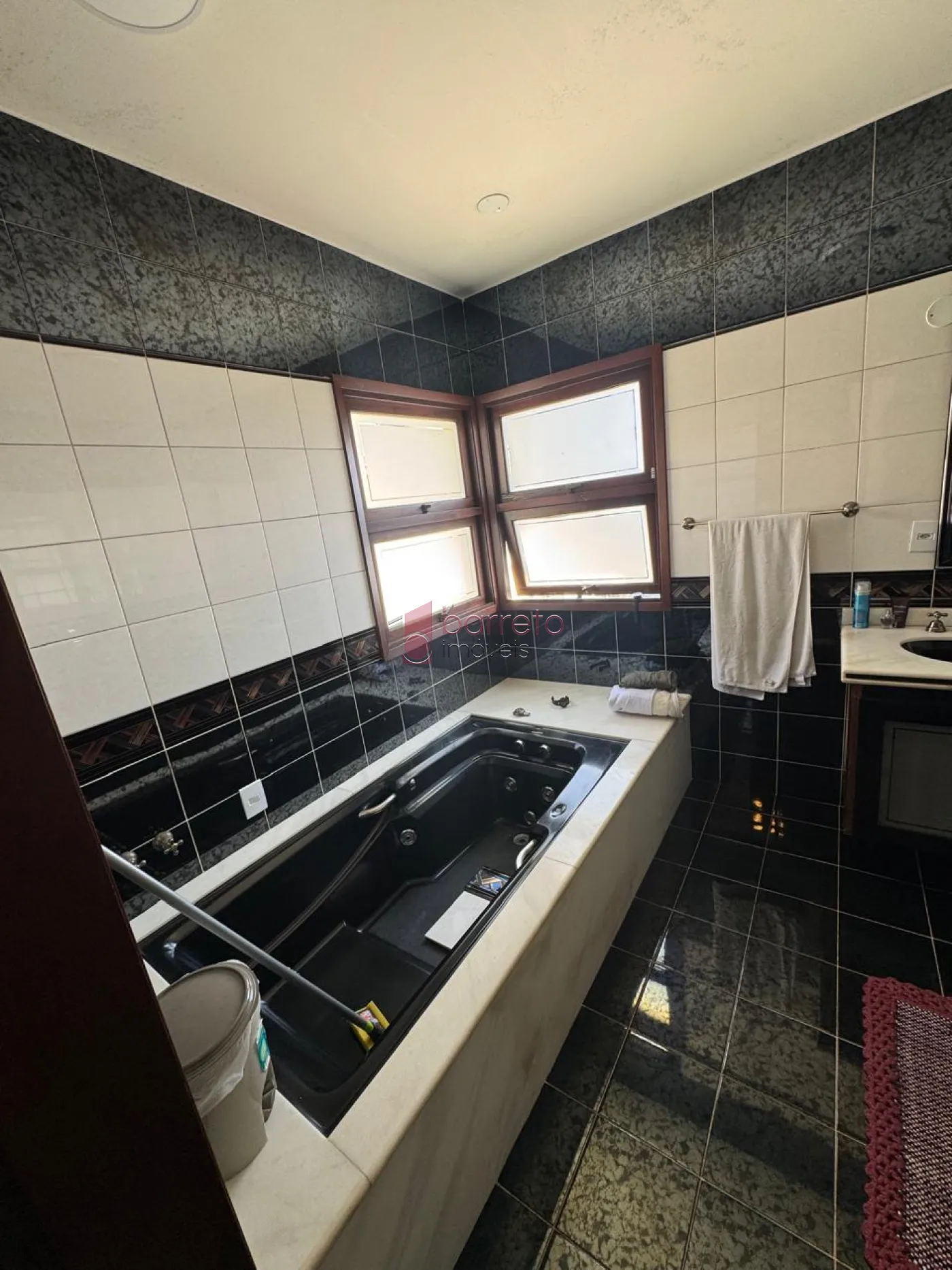 VENDE SE CASA COMERCIAL/RESIDENCIAL NO JARDIM ANA MARIA – JUNDIAÍ /SP –