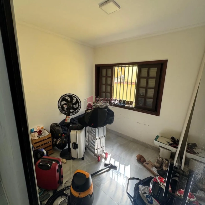 VENDE SE CASA COMERCIAL/RESIDENCIAL NO JARDIM ANA MARIA – JUNDIAÍ /SP –