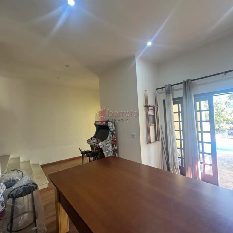 VENDE SE CASA COMERCIAL/RESIDENCIAL NO JARDIM ANA MARIA – JUNDIAÍ /SP –