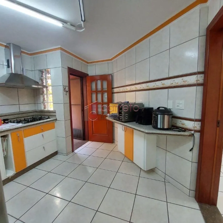 SOBRADO À VENDA NO JARDIM ROMA EM JUNDIAÍ/SP