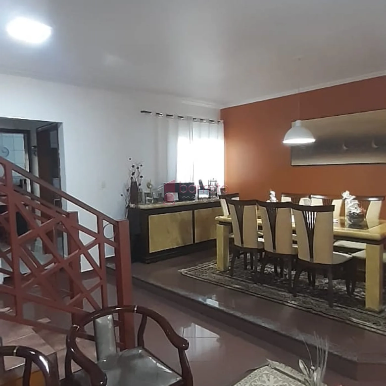 CASA À VENDA NO PARQUE ALMERINDA PEREIRA CHAVES – JUNDIAÍ/SP