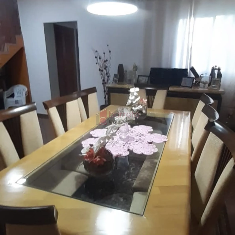 CASA À VENDA NO PARQUE ALMERINDA PEREIRA CHAVES – JUNDIAÍ/SP