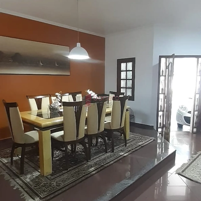 CASA À VENDA NO PARQUE ALMERINDA PEREIRA CHAVES – JUNDIAÍ/SP