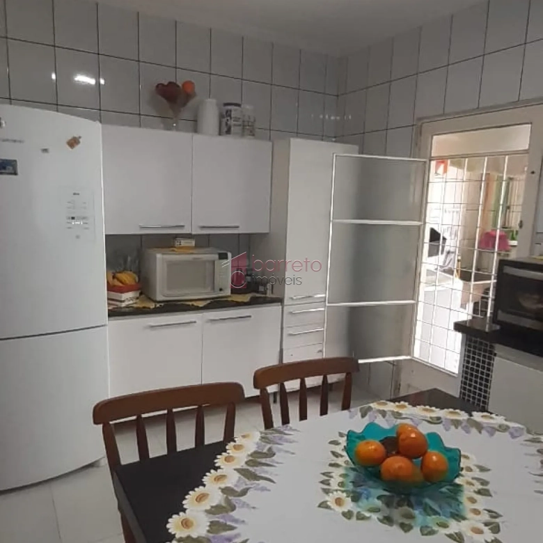 CASA À VENDA NO PARQUE ALMERINDA PEREIRA CHAVES – JUNDIAÍ/SP
