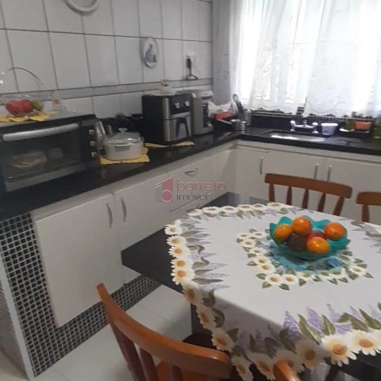 CASA À VENDA NO PARQUE ALMERINDA PEREIRA CHAVES – JUNDIAÍ/SP