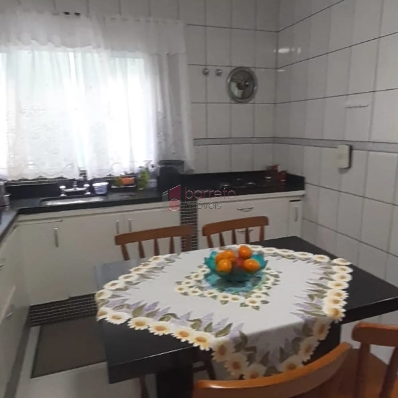 CASA À VENDA NO PARQUE ALMERINDA PEREIRA CHAVES – JUNDIAÍ/SP
