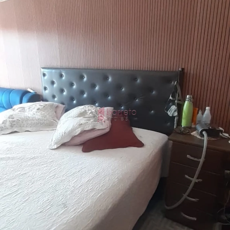CASA À VENDA NO PARQUE ALMERINDA PEREIRA CHAVES – JUNDIAÍ/SP