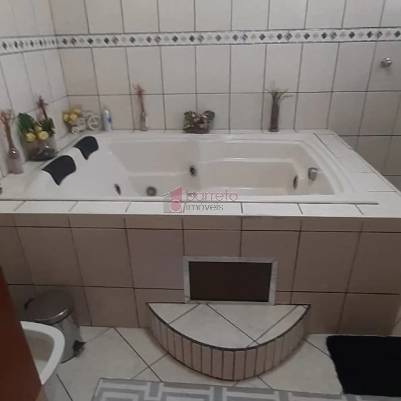 CASA À VENDA NO PARQUE ALMERINDA PEREIRA CHAVES – JUNDIAÍ/SP