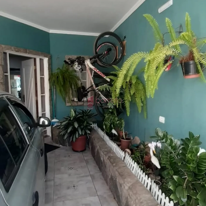 CASA À VENDA NO PARQUE ALMERINDA PEREIRA CHAVES – JUNDIAÍ/SP