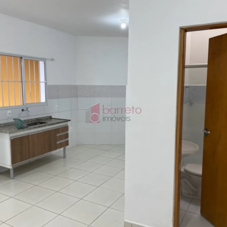 CASA TÉRREA COM ENTRADA COMPARTILHADA PARA LOCAÇÃO NA REGIÃO CENTRAL – JUNDIAÍ/SP