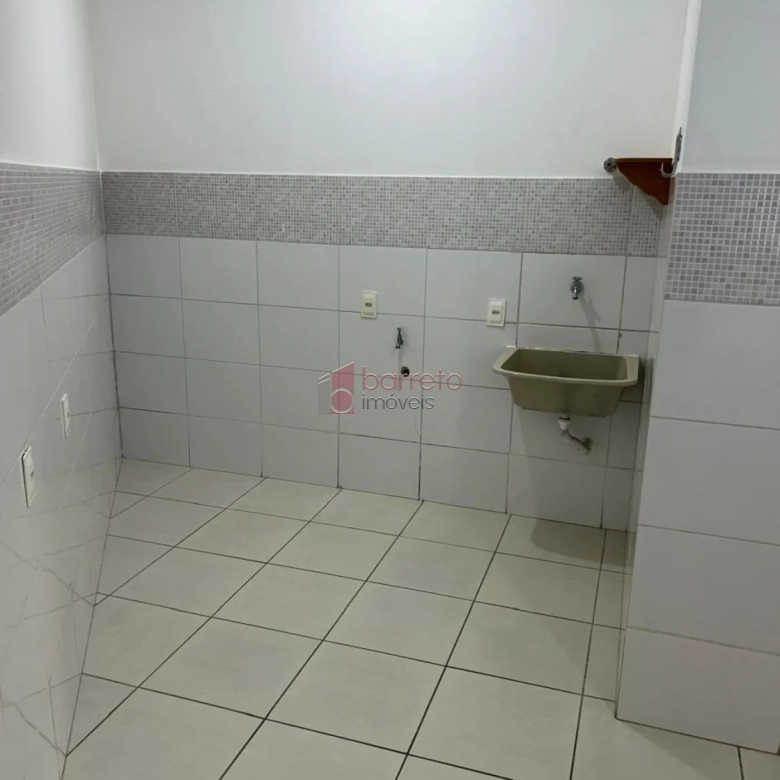 CASA TÉRREA COM ENTRADA COMPARTILHADA PARA LOCAÇÃO NA REGIÃO CENTRAL – JUNDIAÍ/SP