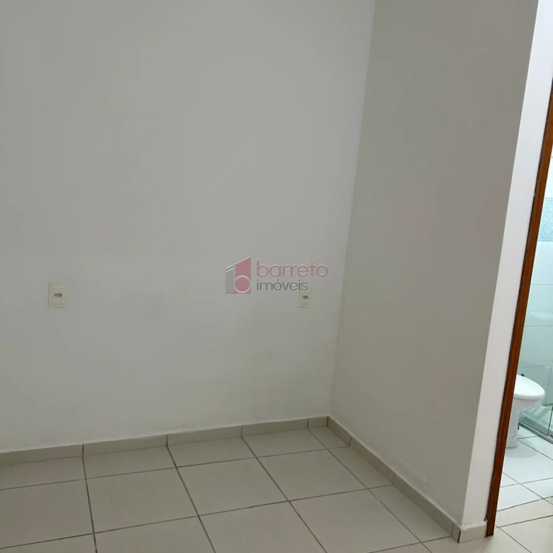CASA TÉRREA COM ENTRADA COMPARTILHADA PARA LOCAÇÃO NA REGIÃO CENTRAL – JUNDIAÍ/SP