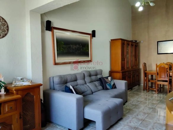 CASA TÉRREA À VENDA NO BAIRRO JARDIM FLORESTAL – JUNDIAÍ/SP