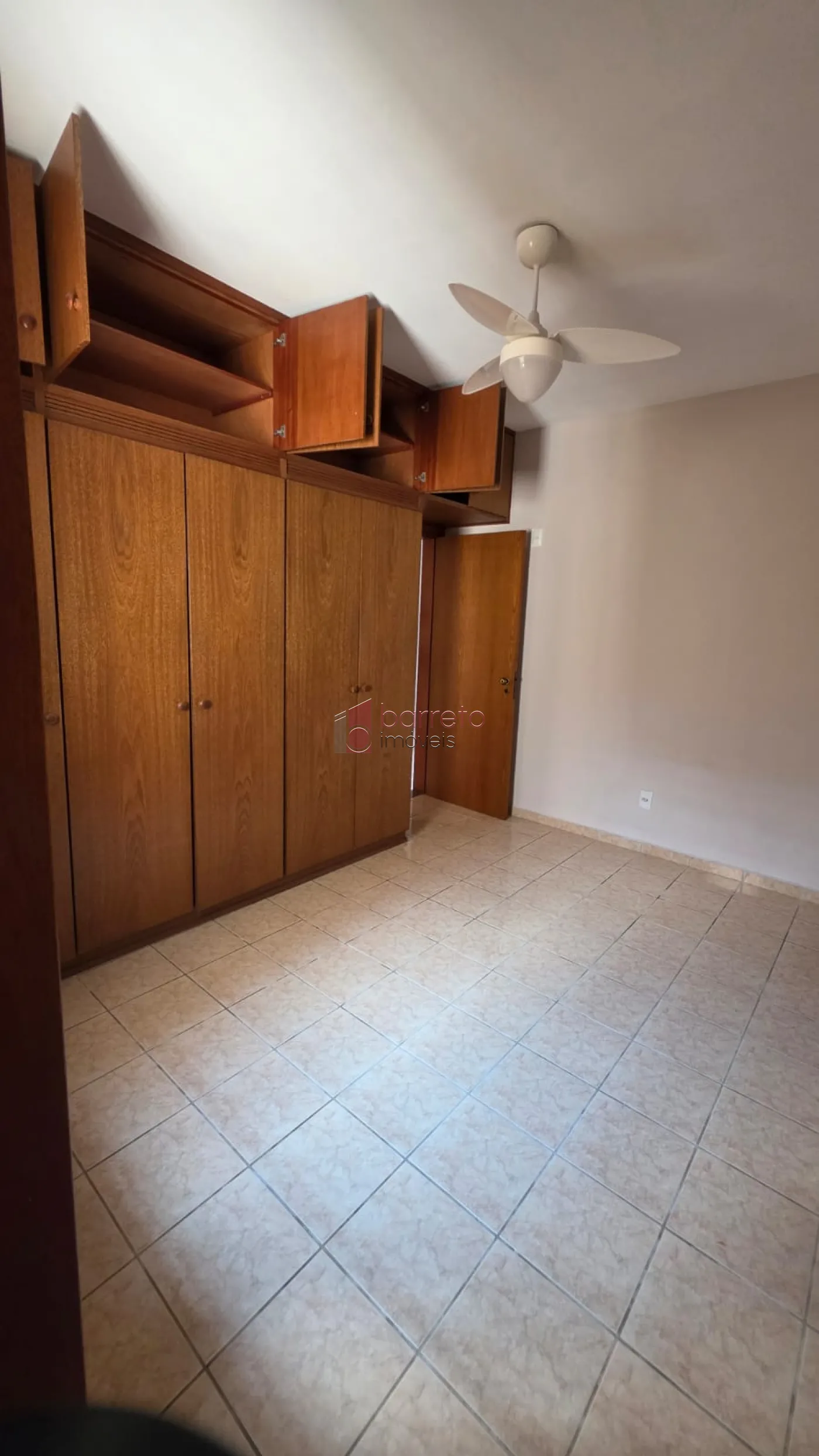 CASA PARA VENDA NA VILA SÃO BENTO EM JUNDIAÍ/SP