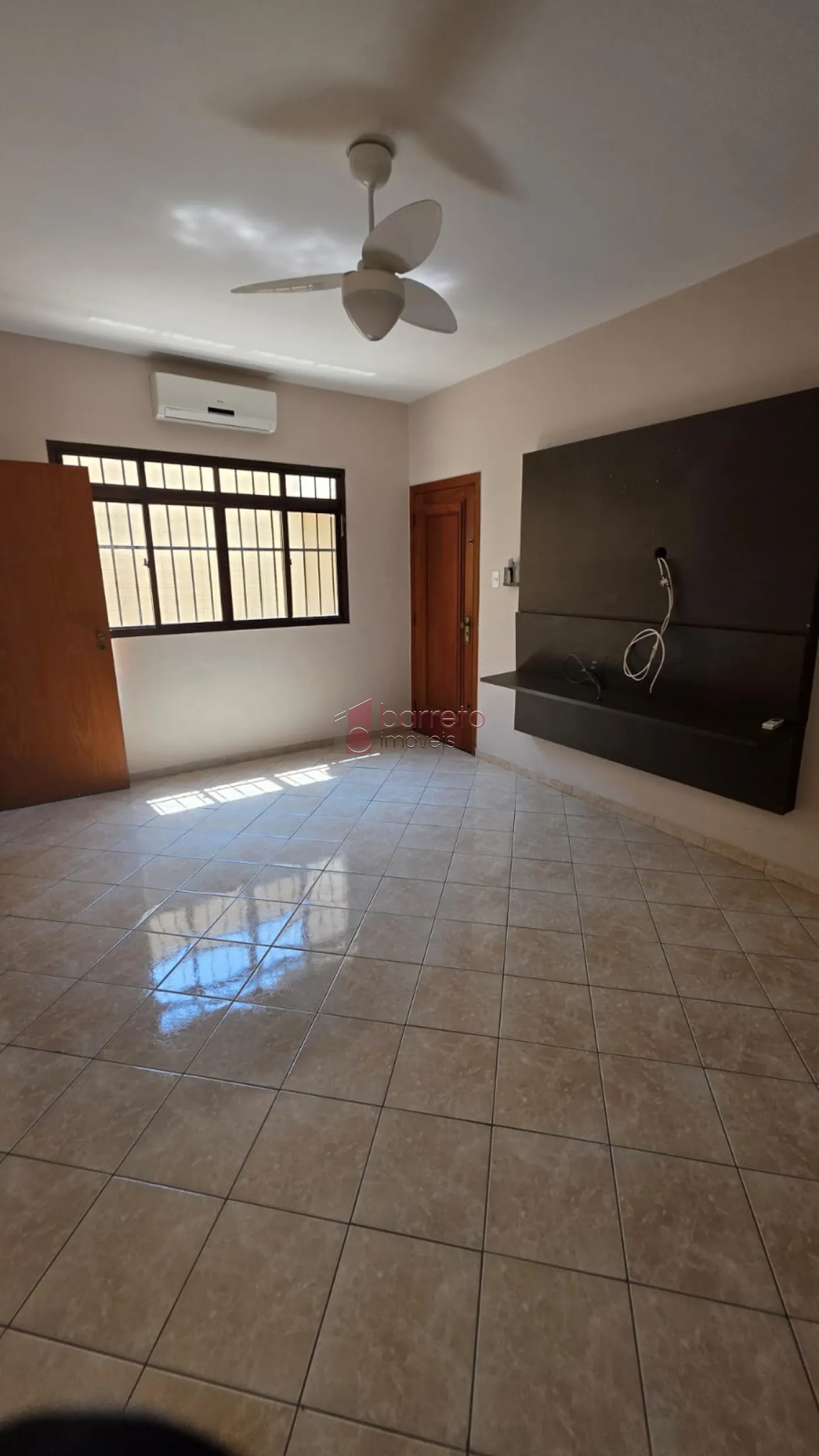 CASA PARA VENDA NA VILA SÃO BENTO EM JUNDIAÍ/SP