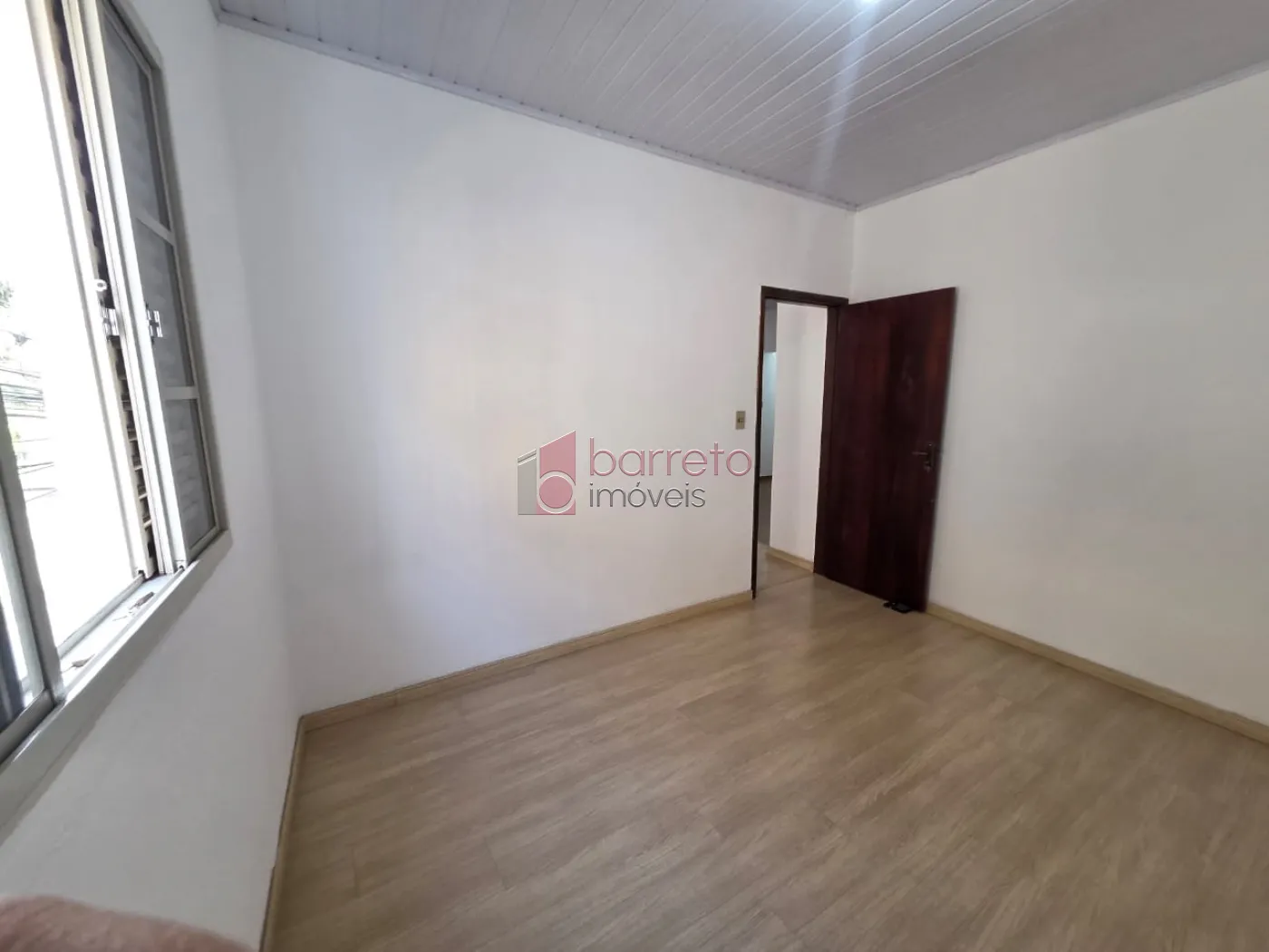 CASA RESIDENCIAL E SALÃO COMERCIAL PARA LOCAÇÃO NO CENTRO – JUNDIAÍ/SP